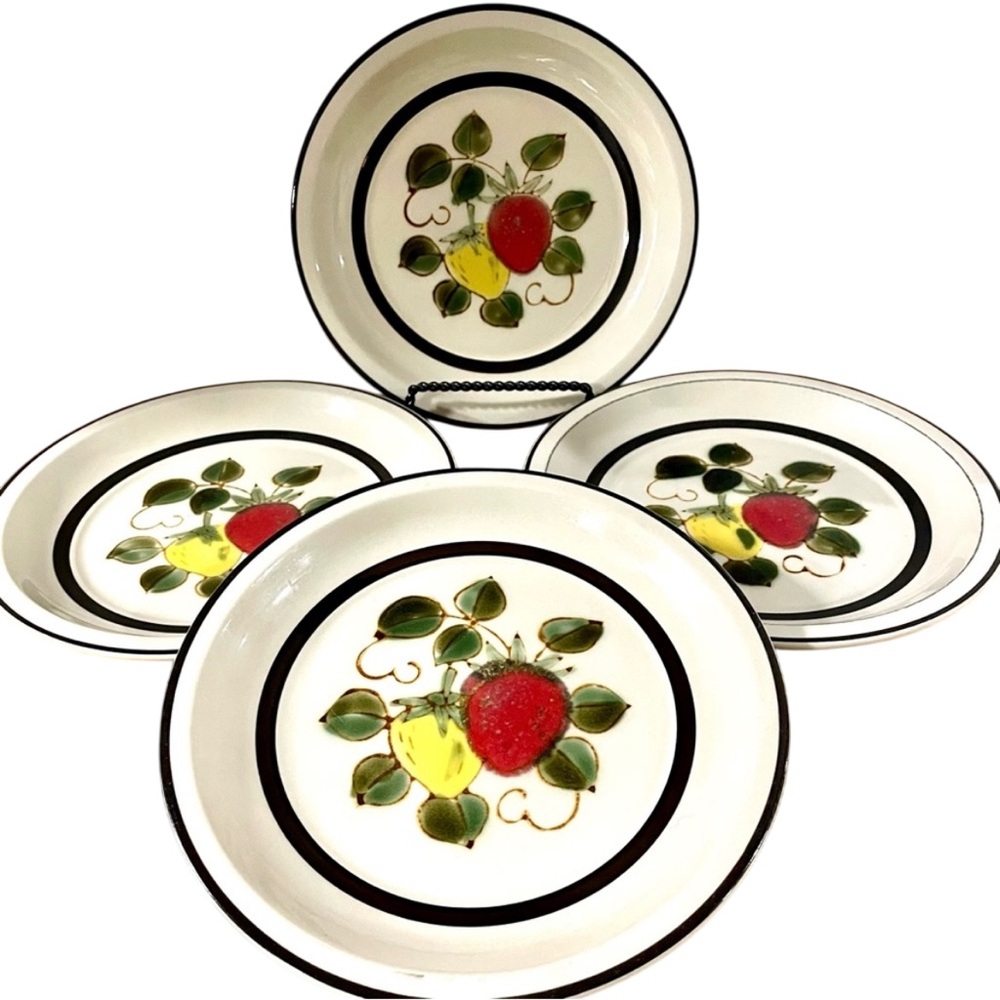 Vintage Strawberries by Sears Stoneware Salad Plates 1970’s MCM Made in Japan
